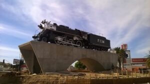 “La maquinita”, una locomotora de vapor que alude al pasado ferroviario de la zona y que puedes promover como atractivo al rentar tu casa en Apizaco.