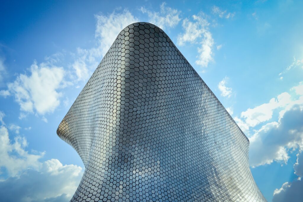 Imagen del Museo Soumaya ubicado en la alcaldía Miguel Hidalgo de la Ciudad de México.