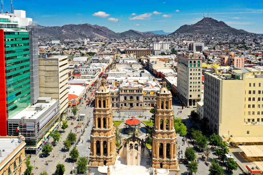  Imagen aérea del centro de Chihuahua, en el que se aprecia el centro histórico y algunas zonas residenciales.