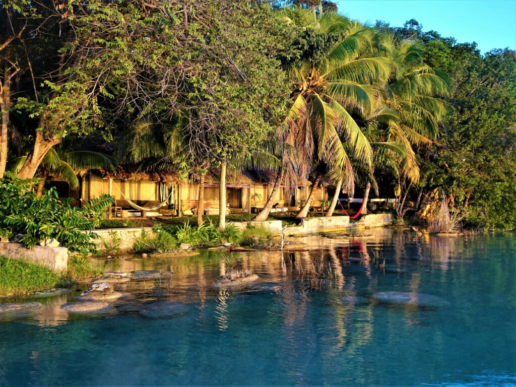 Rentar mi casa en Bacalar: alojamiento vacacional con acceso a la laguna de Bacalar.